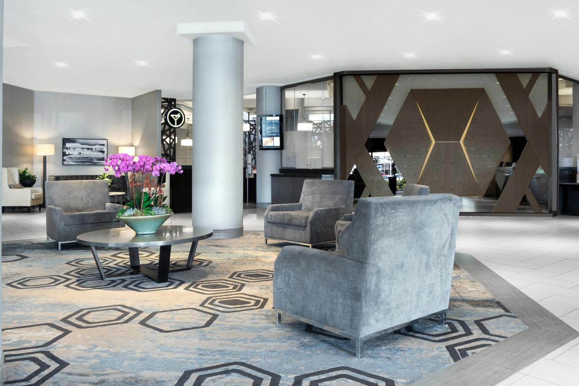 Sheraton Vancouver Guildford Hotel Суррей Екстер'єр фото