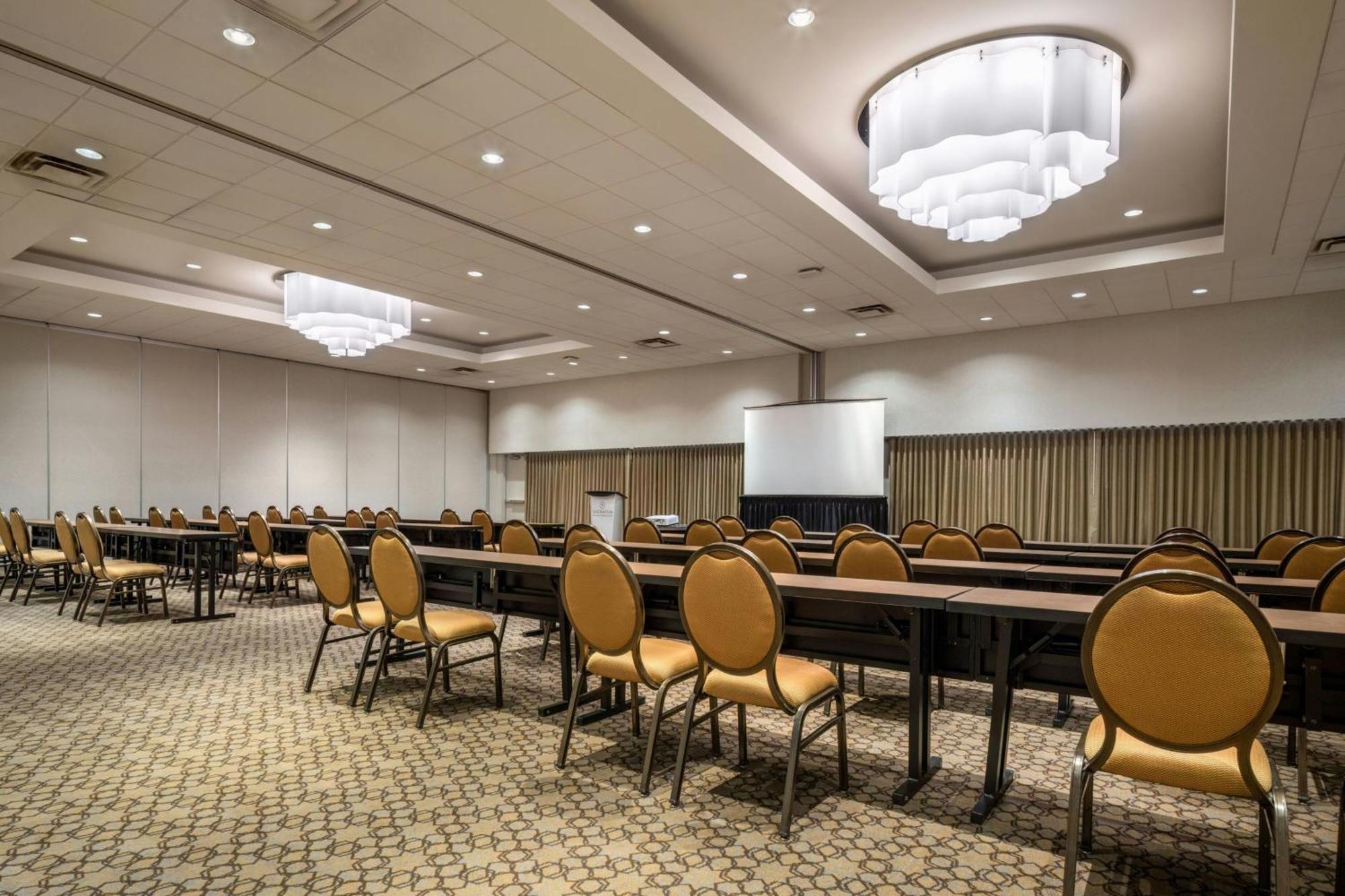 Sheraton Vancouver Guildford Hotel Суррей Екстер'єр фото